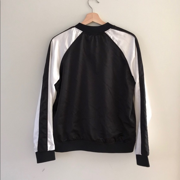 Bomber jacket - Picture 2 of 3